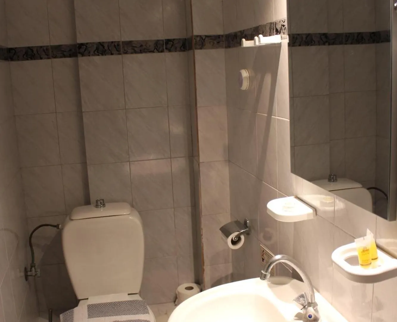 Theodora Studios & Apartments Skala  Grecia