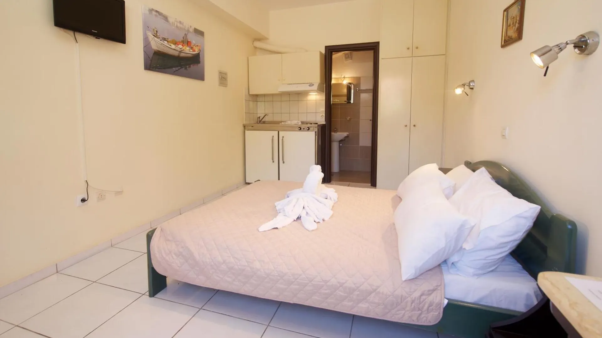 Theodora Studios & Apartments Skala   Skala (Kefalonia)