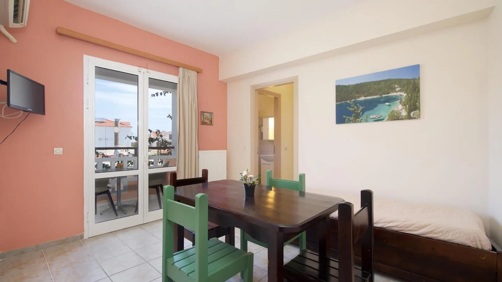 Theodora Studios & Apartments Skala  0*, Skala (Kefalonia)