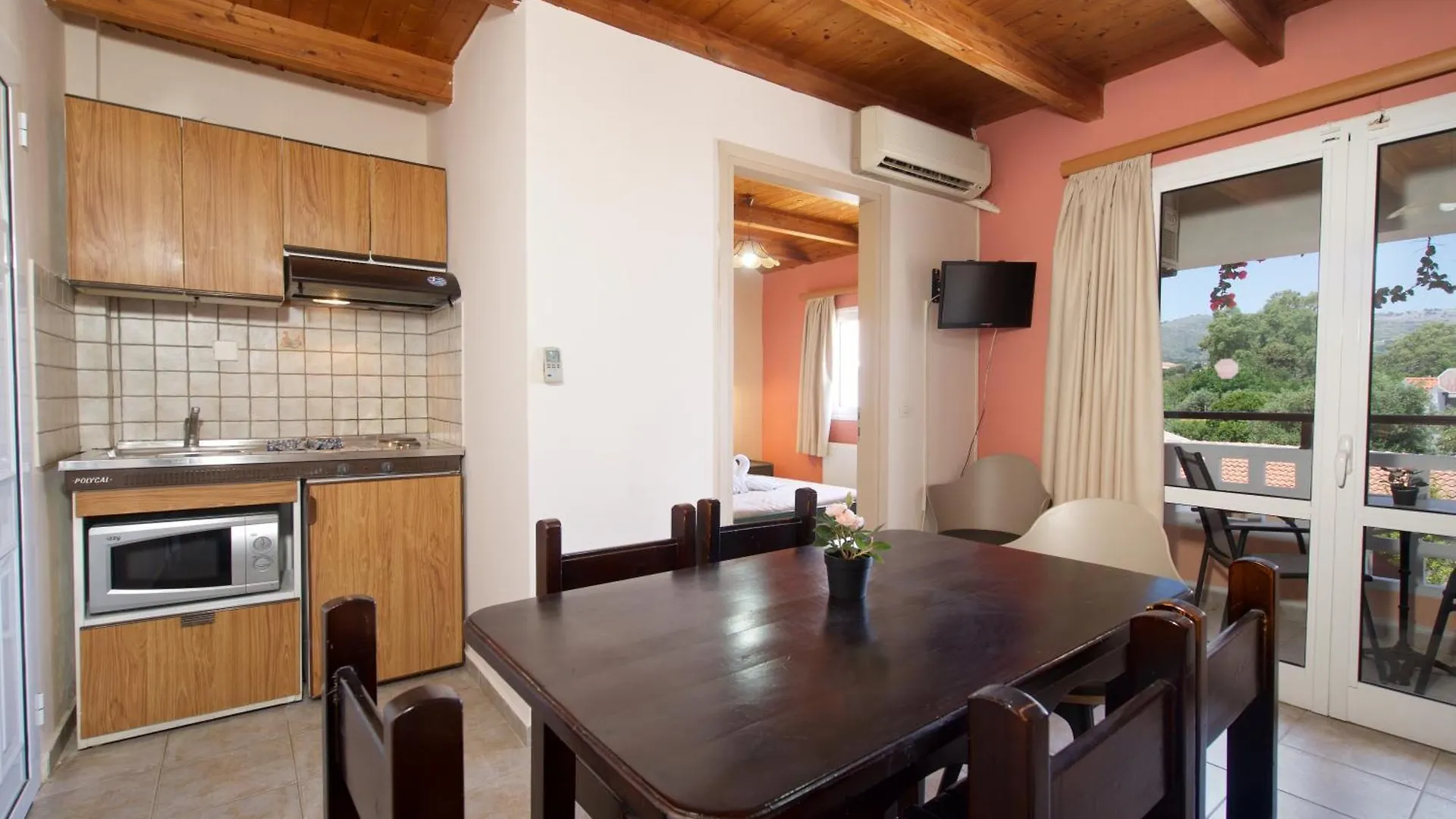 Theodora Studios & Apartments Skala  0*, Skala (Kefalonia)