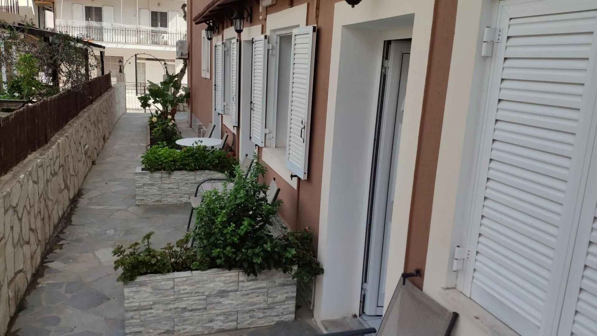 Theodora Studios & Apartments Skala  0*, Skala (Kefalonia) Greece